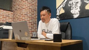 コンサル事業部